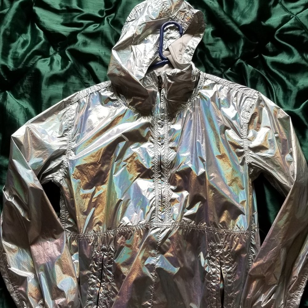 Holographic half zip windbreaker reflective